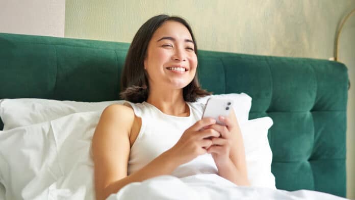 Bed rotting : quelle est cette tendance à rester au lit le matin ?
